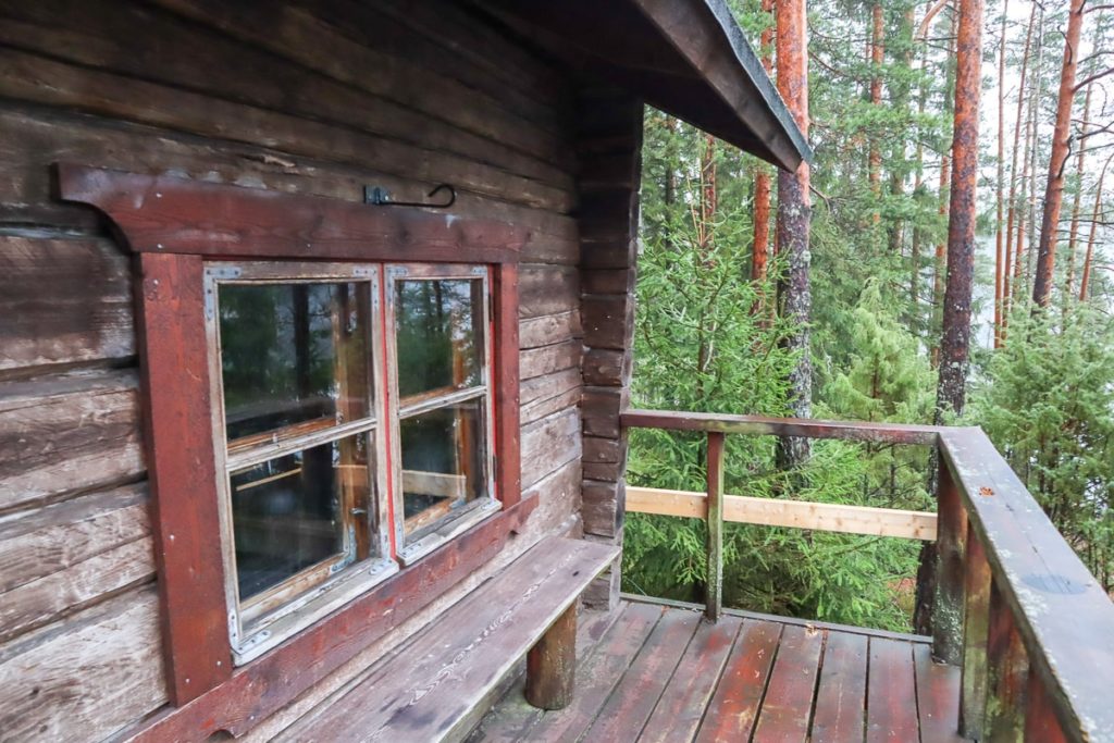 Erämökkiyö pääkaupunkiseudulla - Nuuksion Oravankolo ja Tikankolo - Outdoor  Family